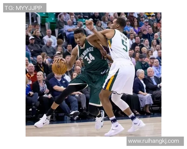 小牛队与快船队历史交锋记录分析及战绩回顾